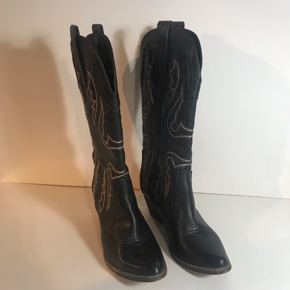 Very Volatile Raspy Western Faux Black Leather Embroidered Boots Size 7 - Picture 2 of 15